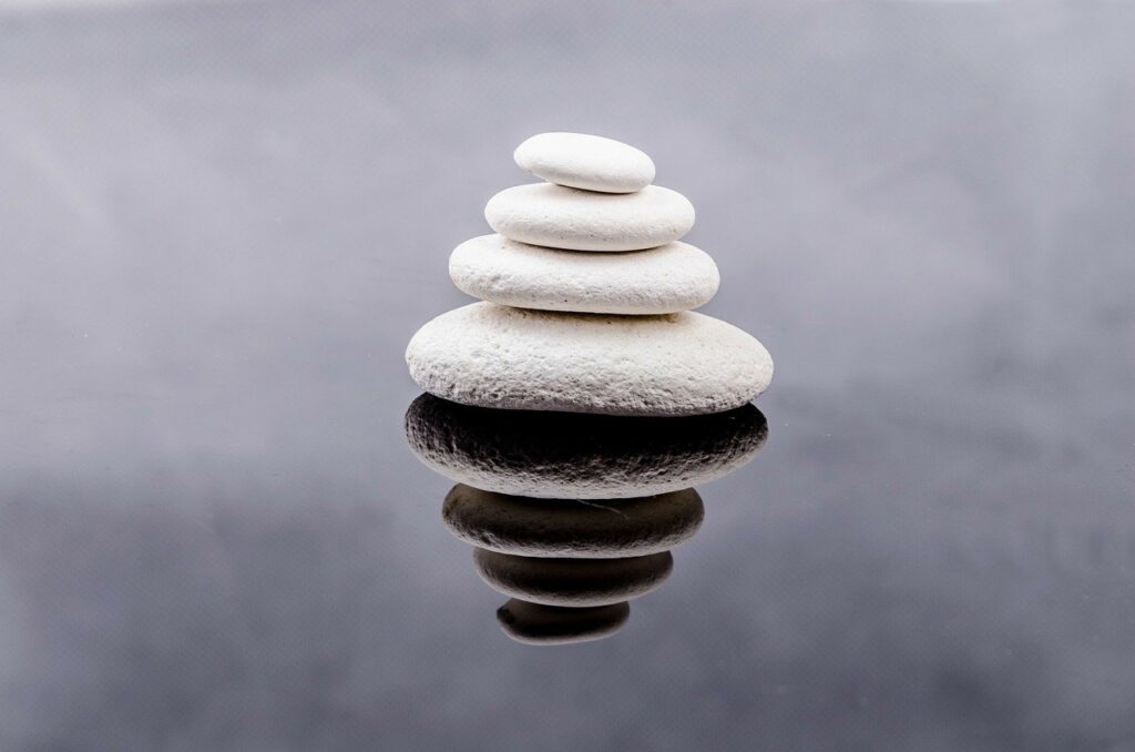 Photo of stones balancing